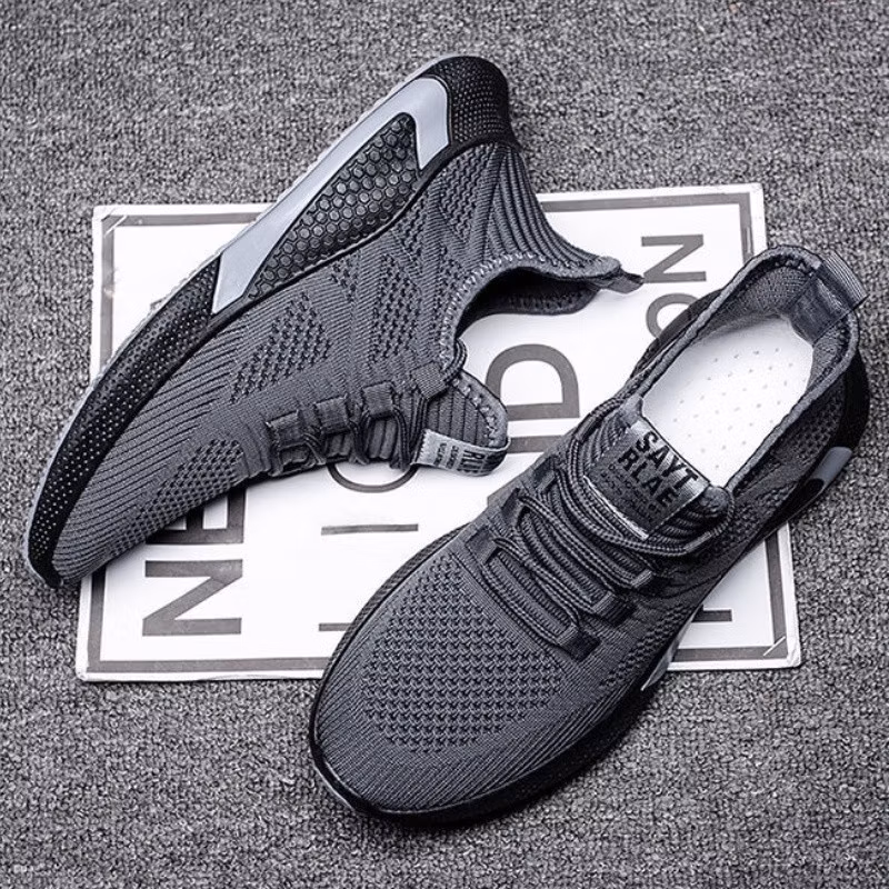AeroStride Abu - Sepatu Sneakers Casual Pria