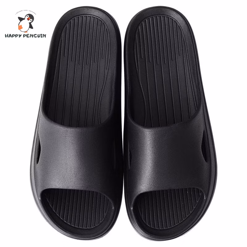 Sandal warna Hitam